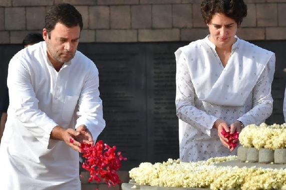 Rahul pays homage to Rajiv Gandhi at Veer Bhoomi