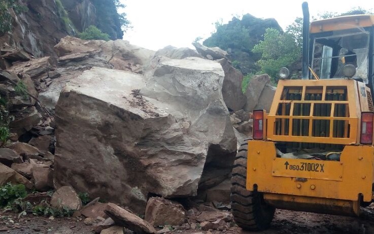 Heavy road machinery not under Motor Vehicles Act; don't insist for registration: Centre to states