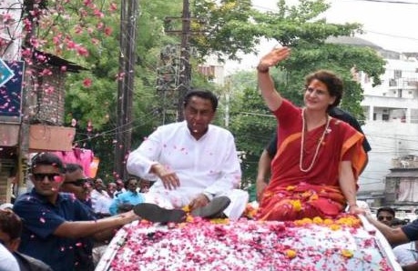 Priyanka Gandhi Vadra holds roadshow in Indore