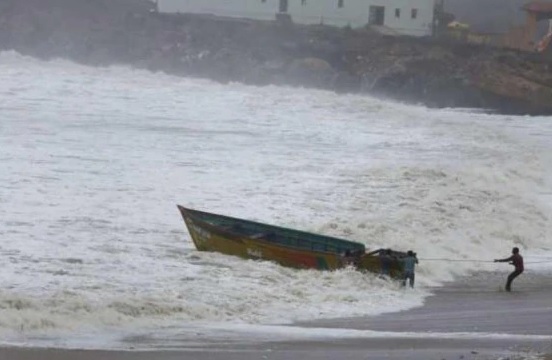 Heavy rainfall in parts of Gujarat due to cyclone