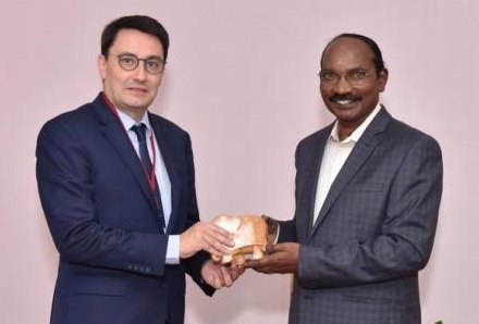 French envoy meets ISRO chief