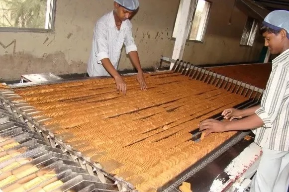 'No Parle factory employs people under 18 years'