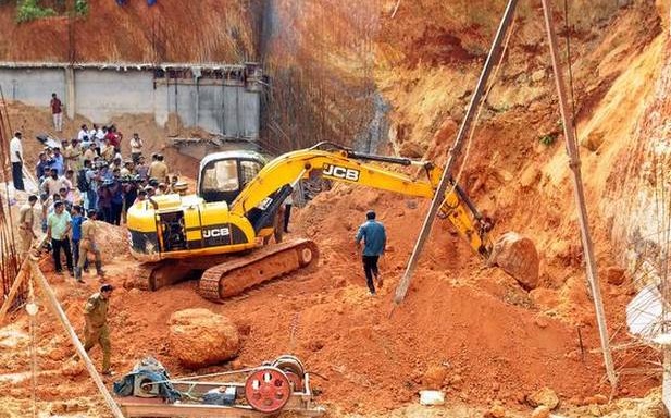 Two workers killed in Kerala as earth caves in