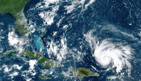 Dorian: Forecasters say Bahamas faces record hurricane