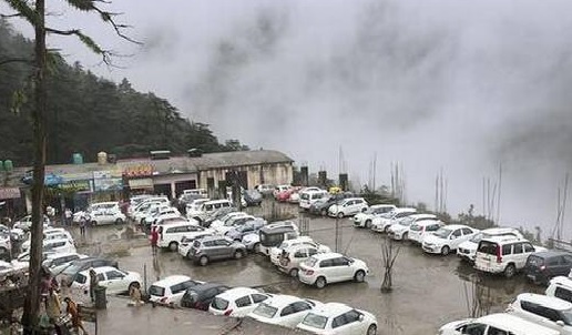 Cold wave continues in Himachal Pradesh; Keylong shivers at -10.5 deg C