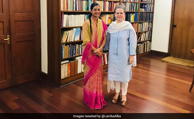 Alka Lamba meets Sonia Gandhi, fuels speculation of joining Congress