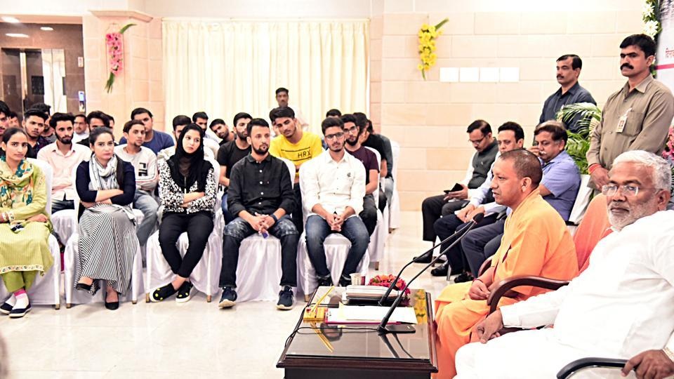 Uttar Pradesh Chief Minister Yogi Adityanath meets Kashmiri students; talks of dialogue and democracy