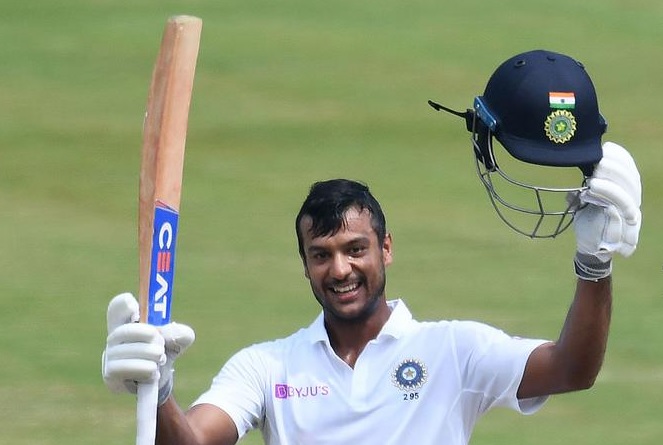 Agarwal hits maiden ton as India reach 324/1 at lunch