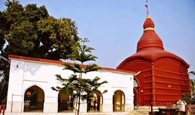 Devotees throng Tripureswari temple on Diwali