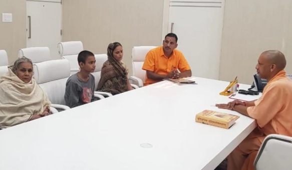 UP CM Adityanath meets Kamlesh Tiwari's family