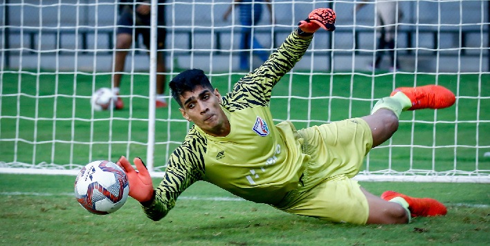 Pressure will be on India: Bangladesh goalkeeping coach