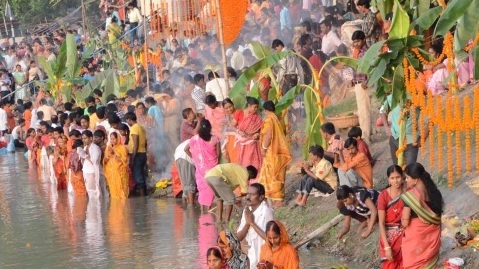 AAP, BJP indulge in war of words on Chhath Puja