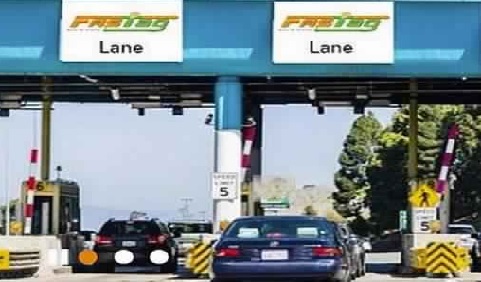 Vehicles without FASTag to pay double toll fee from Monday midnight