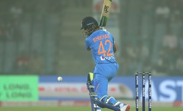 India struggle to 148 for six in opening T20