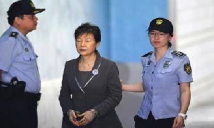 New retrial ordered for South Korea ex-leader Park