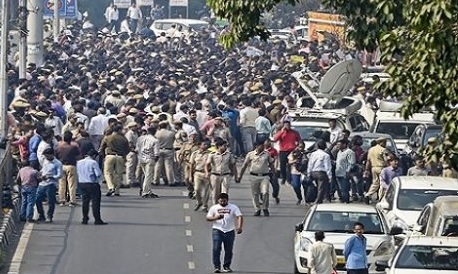 At Delhi police protest, slogans of 'we want justice', 'protect the protectors' rent the air