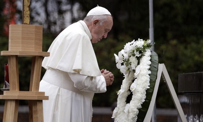 Pope in Nagasaki: No to atomic weapons, deterrence doctrine