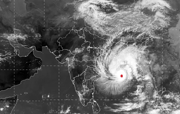 Bangladesh orders massive evacuation for Cyclone Bulbul