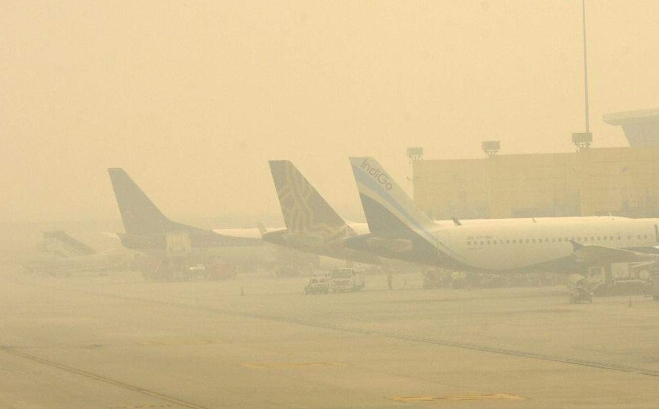 5 flights diverted at Delhi airport due to fog