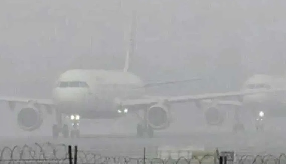 Flight operations restored in Kashmir after remaining affected due to bad weather