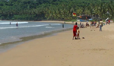 Efforts on to evacuate 2,000 foreign tourists from Goa