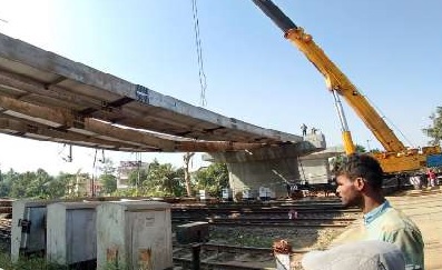 Under-construction overbridge falls on railway tracks in Odisha