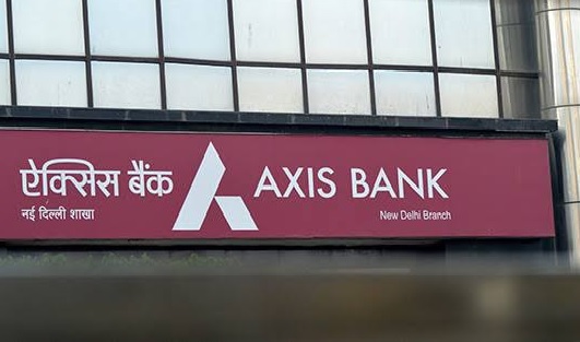 Axis Bank files insolvency plea against RPower arm