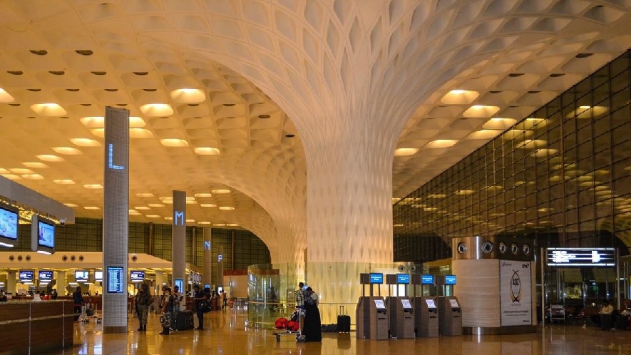 Mumbai airport handles 52 flights on Day 4