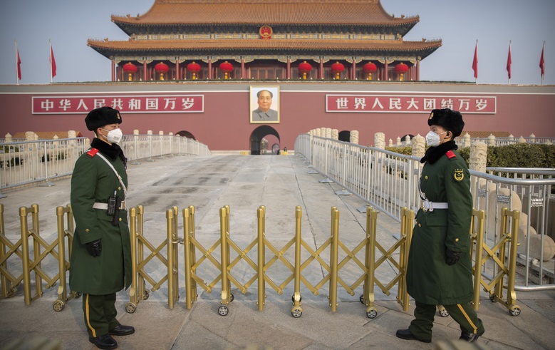 Mongolia closes border, China extends holiday to fight virus