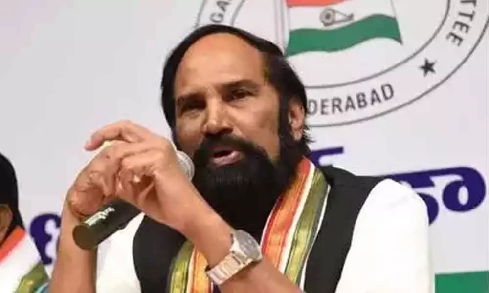 TRS govt making false claims, fake promises, says Telangana Congress leader