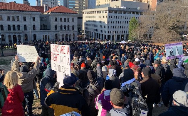 Thousands rally in Virginia ’s capital for gun rights