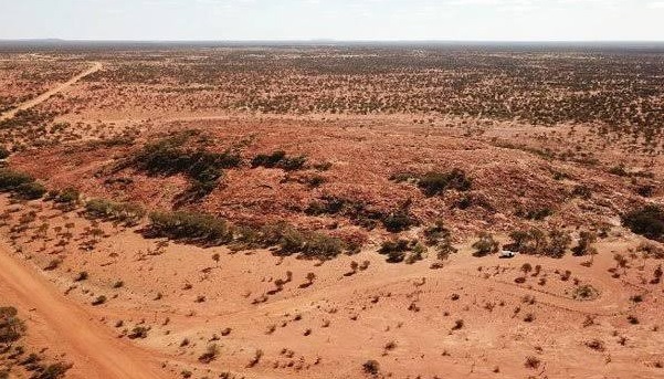 world's oldest meteor crater