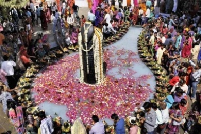 Devotees celebrate Maha Shivratri in Kerala