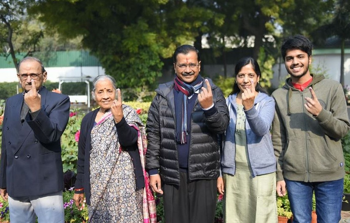 Exit polls predict easy win for AAP