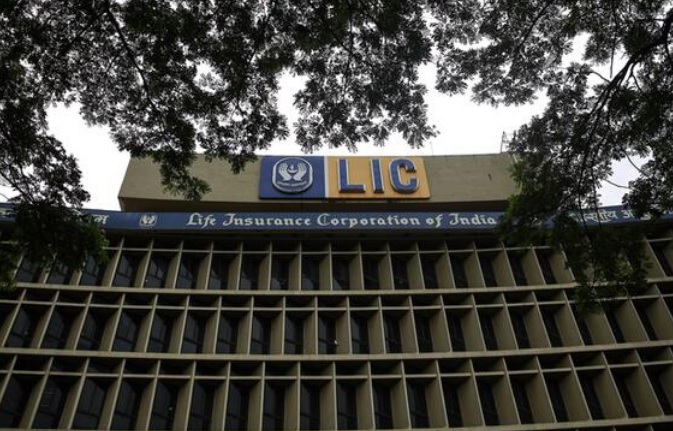 LIC declares relaxation for premium payments