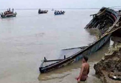 3 killed as boat capsizes in Yamuna