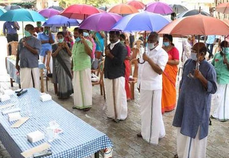 People advised to use umbrella for social distancing