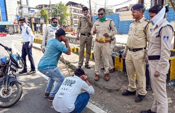 5,000 cases registered in Mumbai for lockdown violation