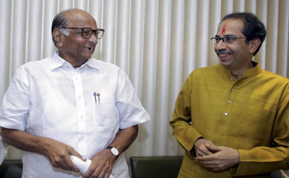 Sharad Pawar meets Chief Minister Thackeray