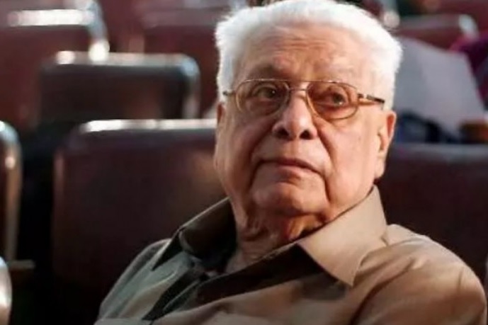 Veteran filmmaker Basu Chatterjee dead