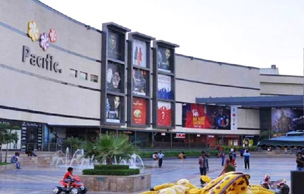 Delhi malls, restaurants & religious places set to open