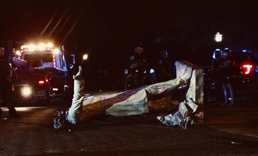 Protesters topple Jefferson Davis statue in Virginia capital