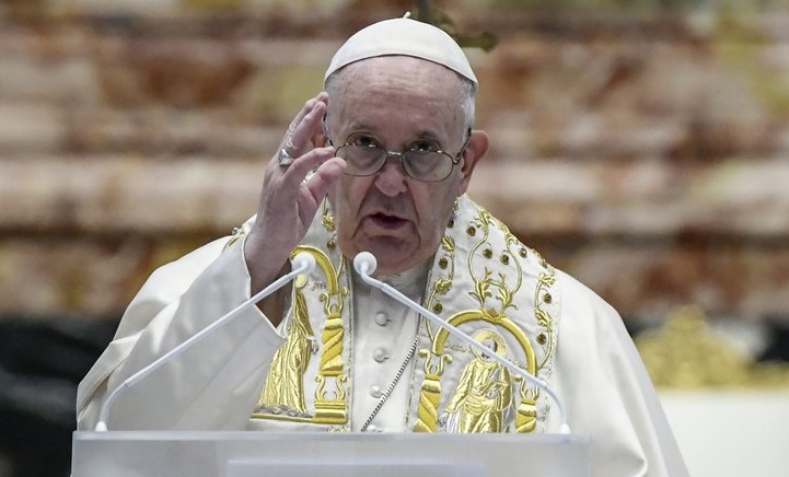 In Easter speech, Pope Francis calls wars in pandemic ‘scandalous’